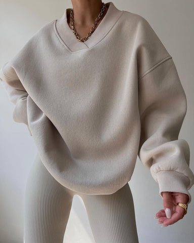 Monterra - V-Neck Oversized Sweatshirt